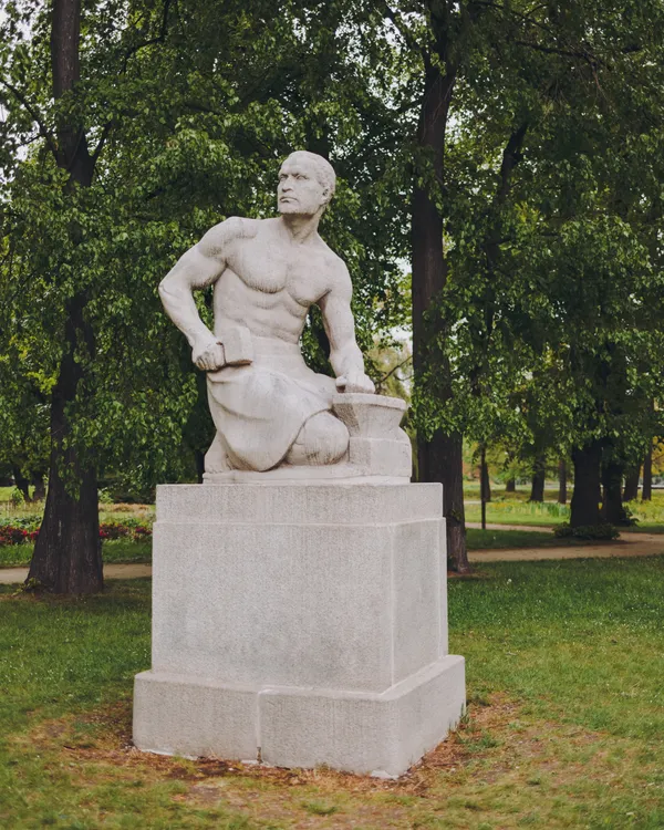 The Blacksmith Wieland monument