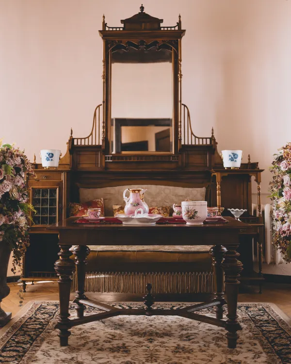 the castle room's interior